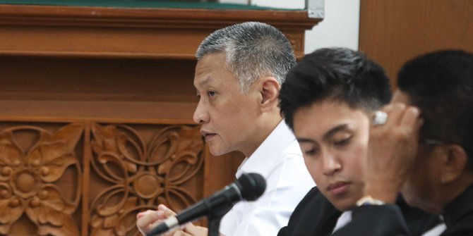 Tidak Jujur di Persidangan, Hendra Kurniawan Dituntut Tiga Tahun Penjara!